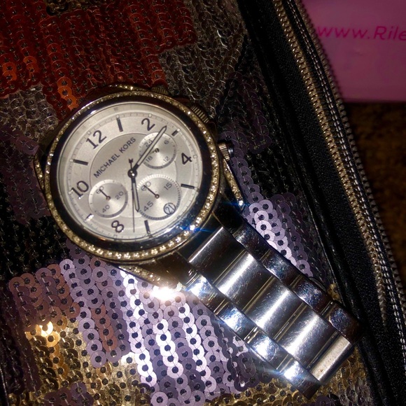 Michael Kors Watch - Picture 4 of 5